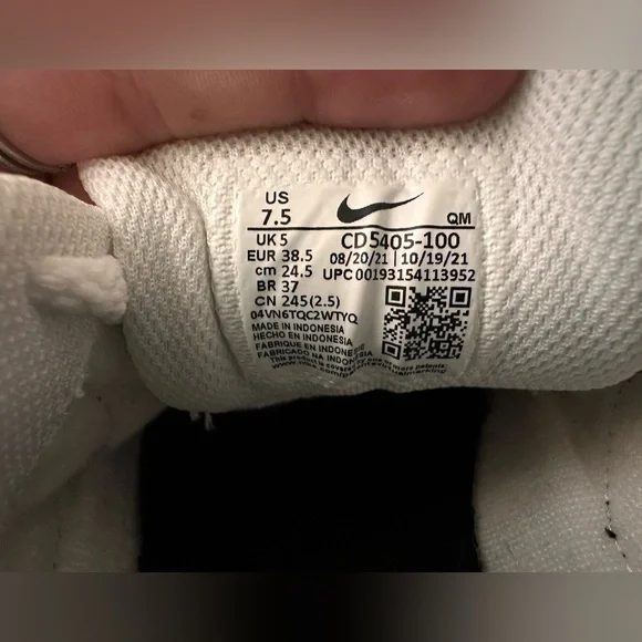 Nike Court Royale AC Canvas Shoe - Picture 4 of 10